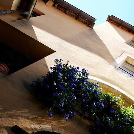 Appartement P2 De Charme - Centre-Ville ニーム エクステリア 写真